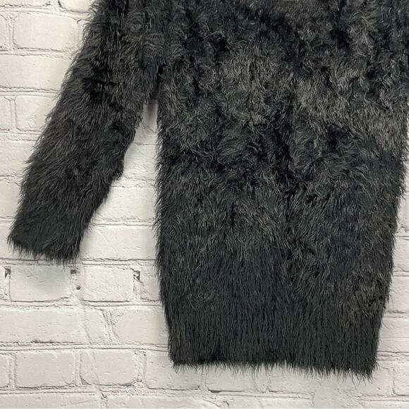 Hot Topic Eyelash Sweater Women's Size L Black Cozy Stretch Scoop Neck V Back - Picture 7 of 8